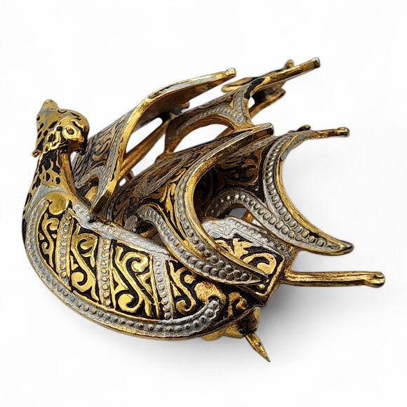 Vintage Damascene Revival 4-Mast Ship Brooch | Signed Spain Nautical Pin - Picture 6 of 8